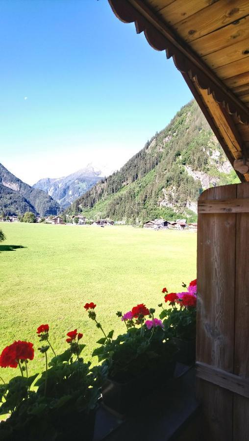 Landhaus Eberler Mayrhofen Exterior foto