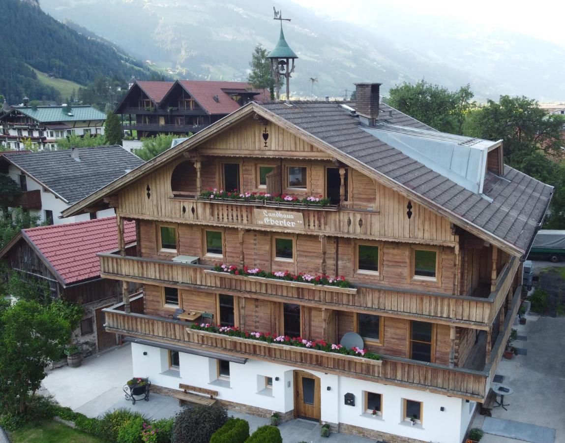 Landhaus Eberler Mayrhofen Exterior foto
