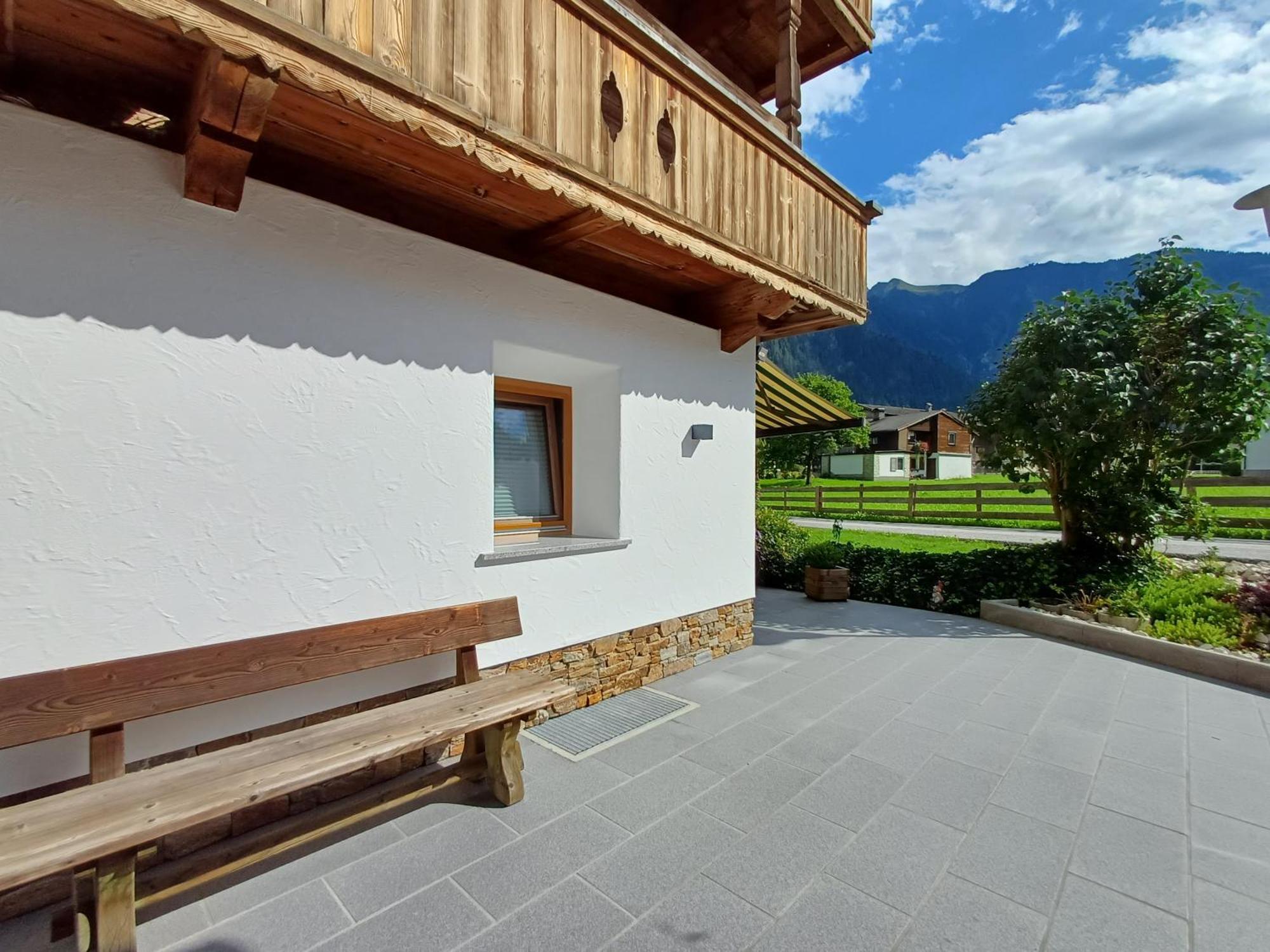 Landhaus Eberler Mayrhofen Exterior foto