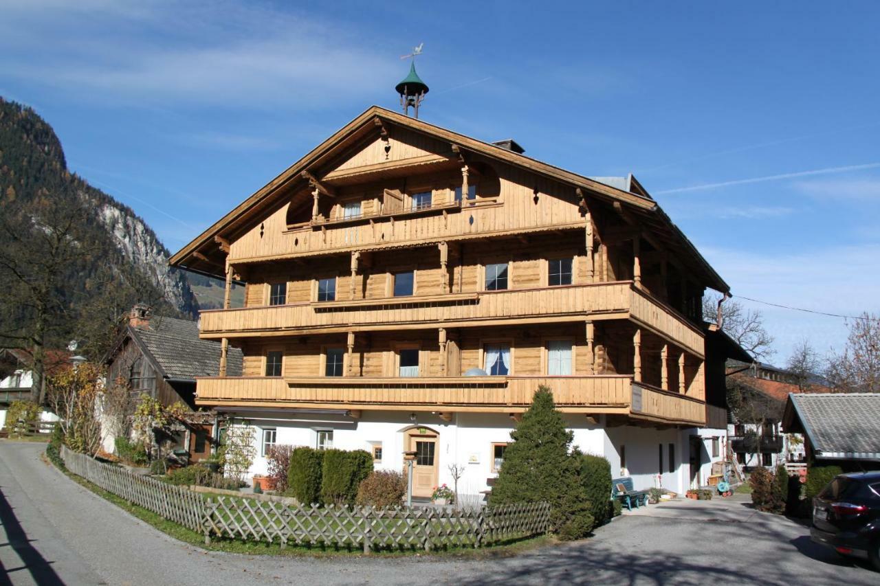 Landhaus Eberler Mayrhofen Exterior foto