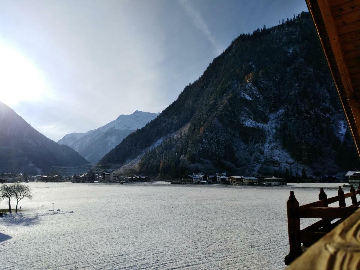 Landhaus Eberler Mayrhofen Exterior foto